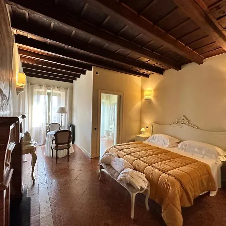 Galleria Imperiale Relais De Charme 4*