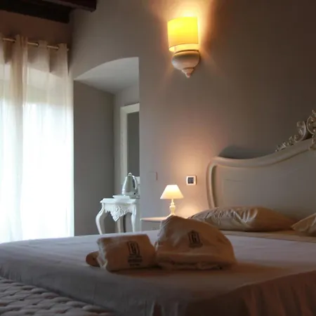 Galleria Imperiale Relais De Charme 4*